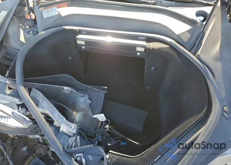 2014 Tesla Model S z USA, uszkodzony, nr VIN 5YJSA1S10EFP52193